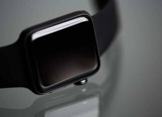 Detailed Review With Specifications Of Apple Watch Series 1 Apple Watch Series 1